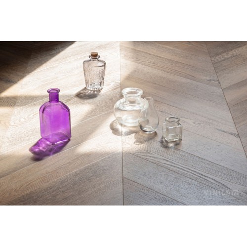 Кварц-виниловая плитка Vinilam Parquet Chevron 8.5 Click RI153616CL4 Шеврон Шампань