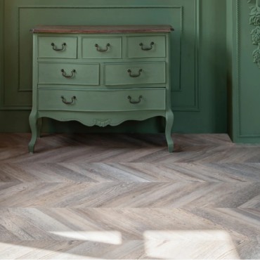 Кварц-виниловая плитка Vinilam Parquet Chevron Glue RI153616CL4 Шеврон Шампань